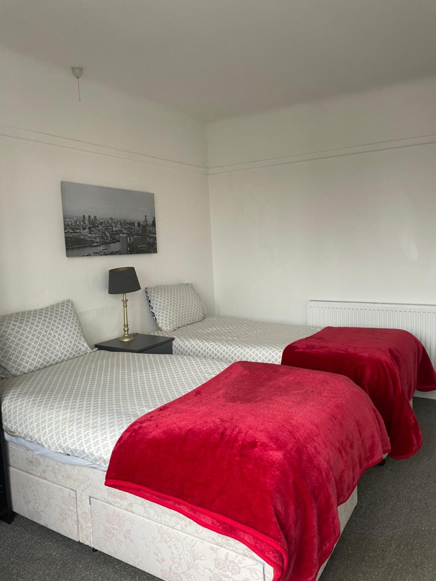 Amitie Guest House Bournemouth Exterior photo